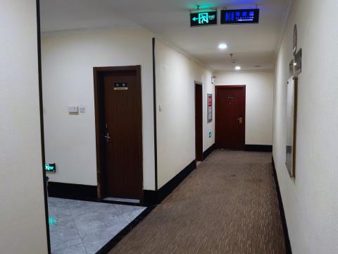速8酒店