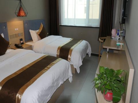 速8酒店晋州雷蒙得汽车城店(内宾)价格,照片,点评,介绍,地址,预订