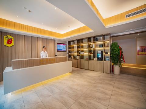速8精选酒店