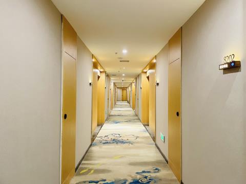 速8精选酒店