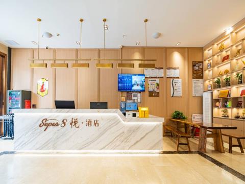 速8精选酒店