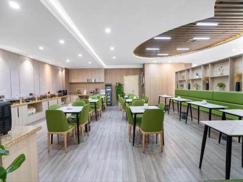 速8精选酒店